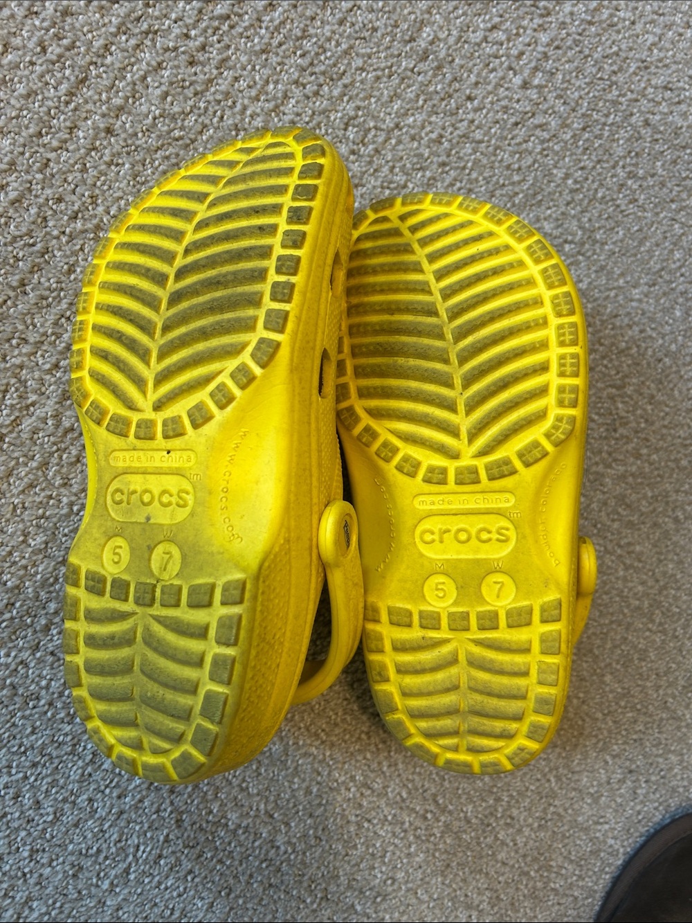 Yellow crocs - Picture 2 of 2
